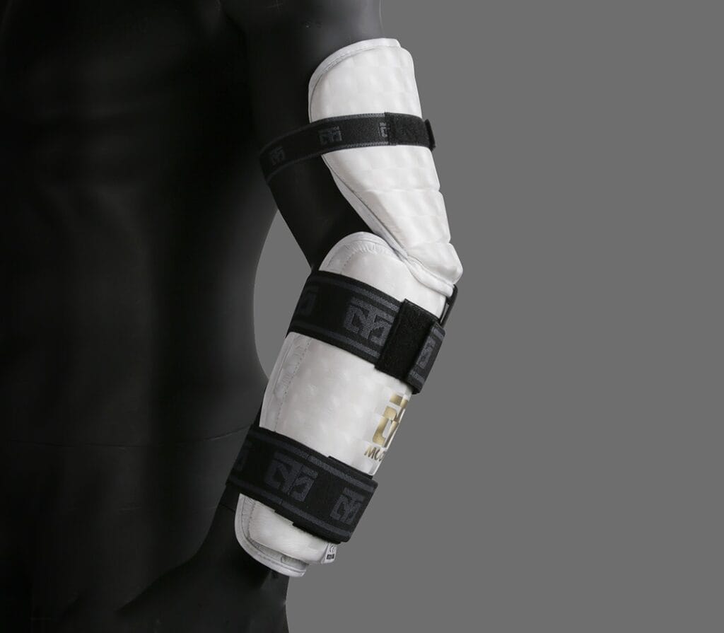 Equipamiento básico para empezar Taekwondo Protector Antebrazo y Codo Extera