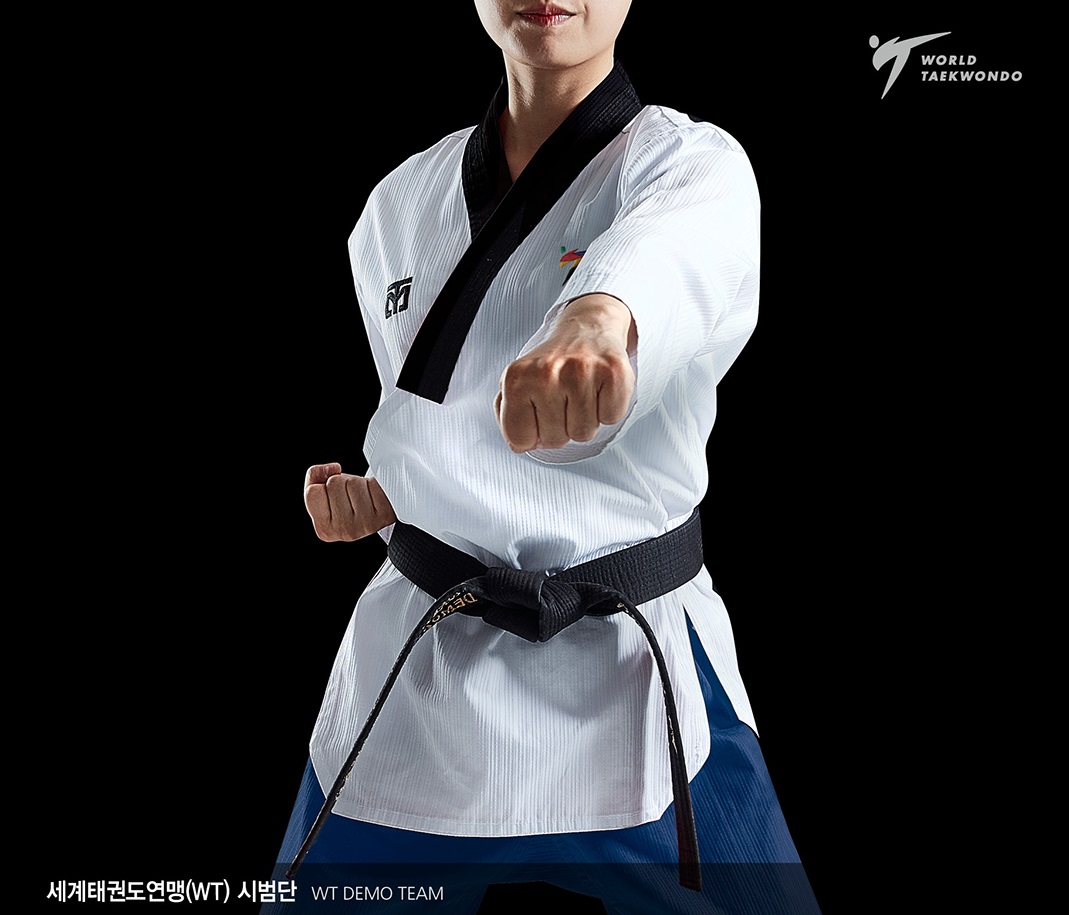 DOBOK POOMSAE MUJER MODELO (DAN)